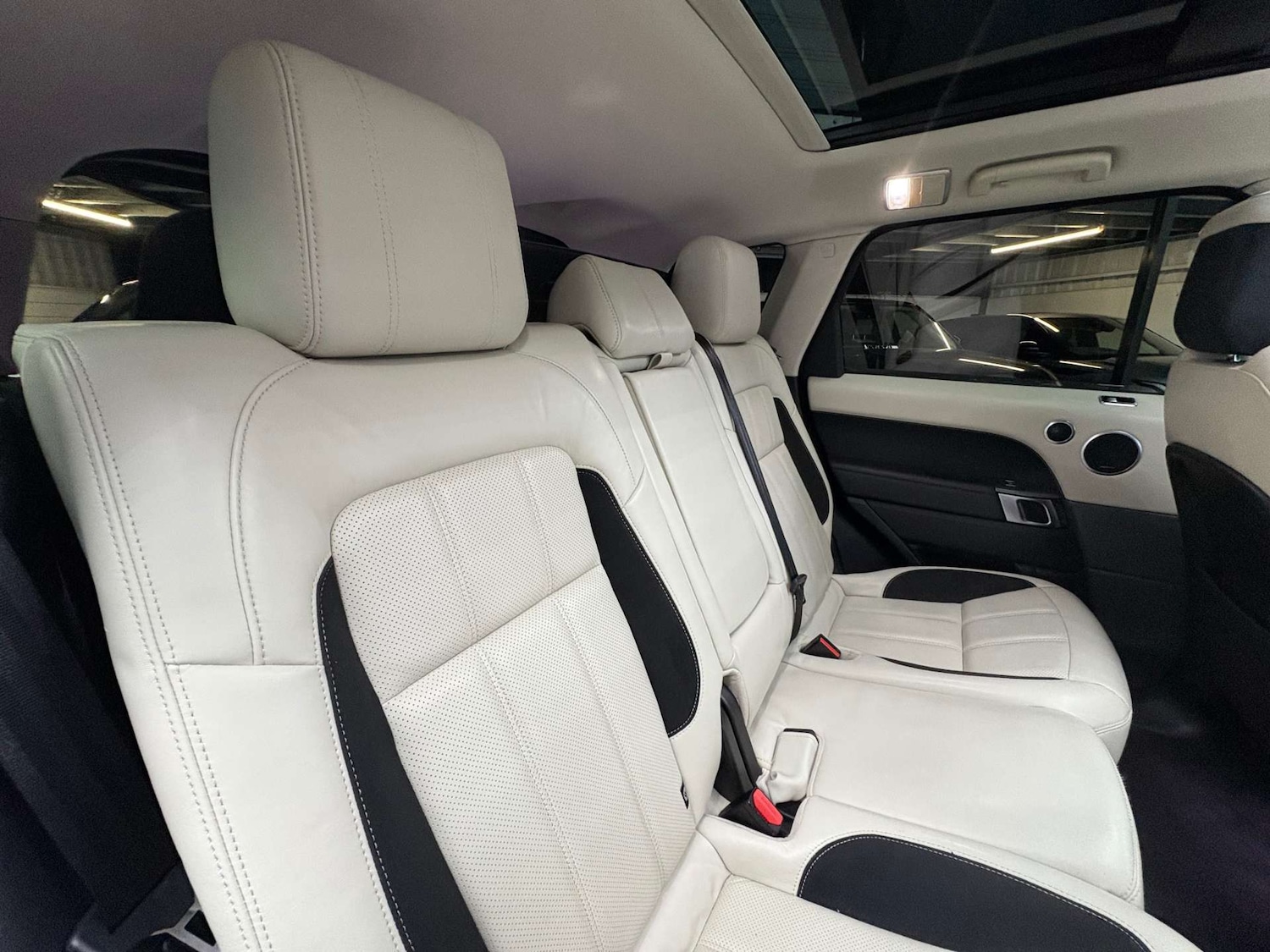 Used Land Rover Range Rover Sport 2019 for sale - 77200710: Photo 31