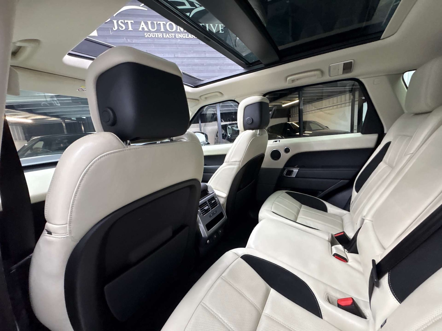 Used Land Rover Range Rover Sport 2019 for sale - 77200710: Photo 32