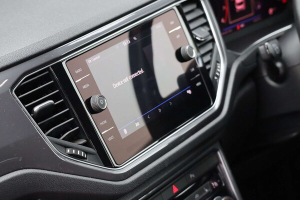 Used Volkswagen T-Roc 2019 for sale - 76304391: Photo 25