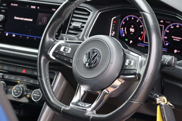 Used Volkswagen T-Roc 2019 for sale - 76304391: Photo 27