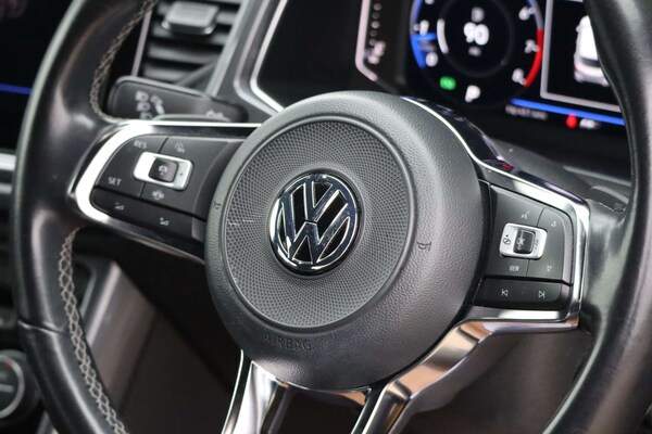 Used Volkswagen T-Roc 2019 for sale - 76304391: Photo 28