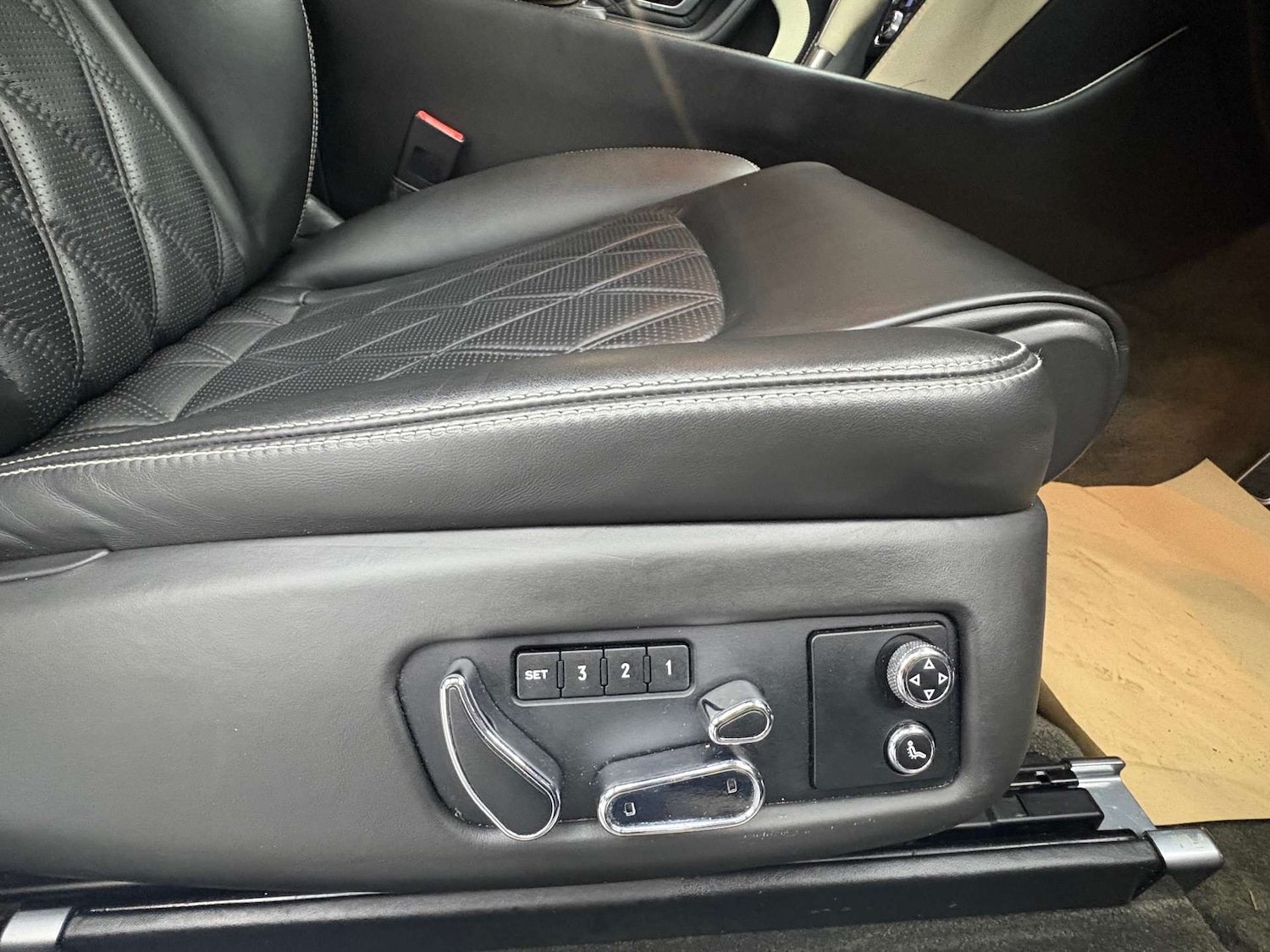 Used Bentley Continental 2014 for sale - 77200711: Photo 23