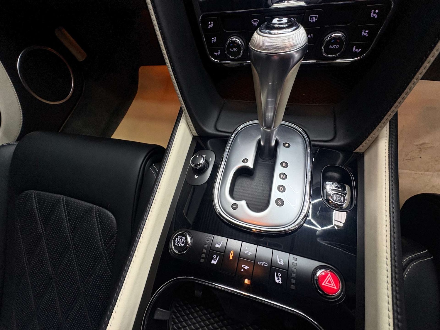 Used Bentley Continental 2014 for sale - 77200711: Photo 31