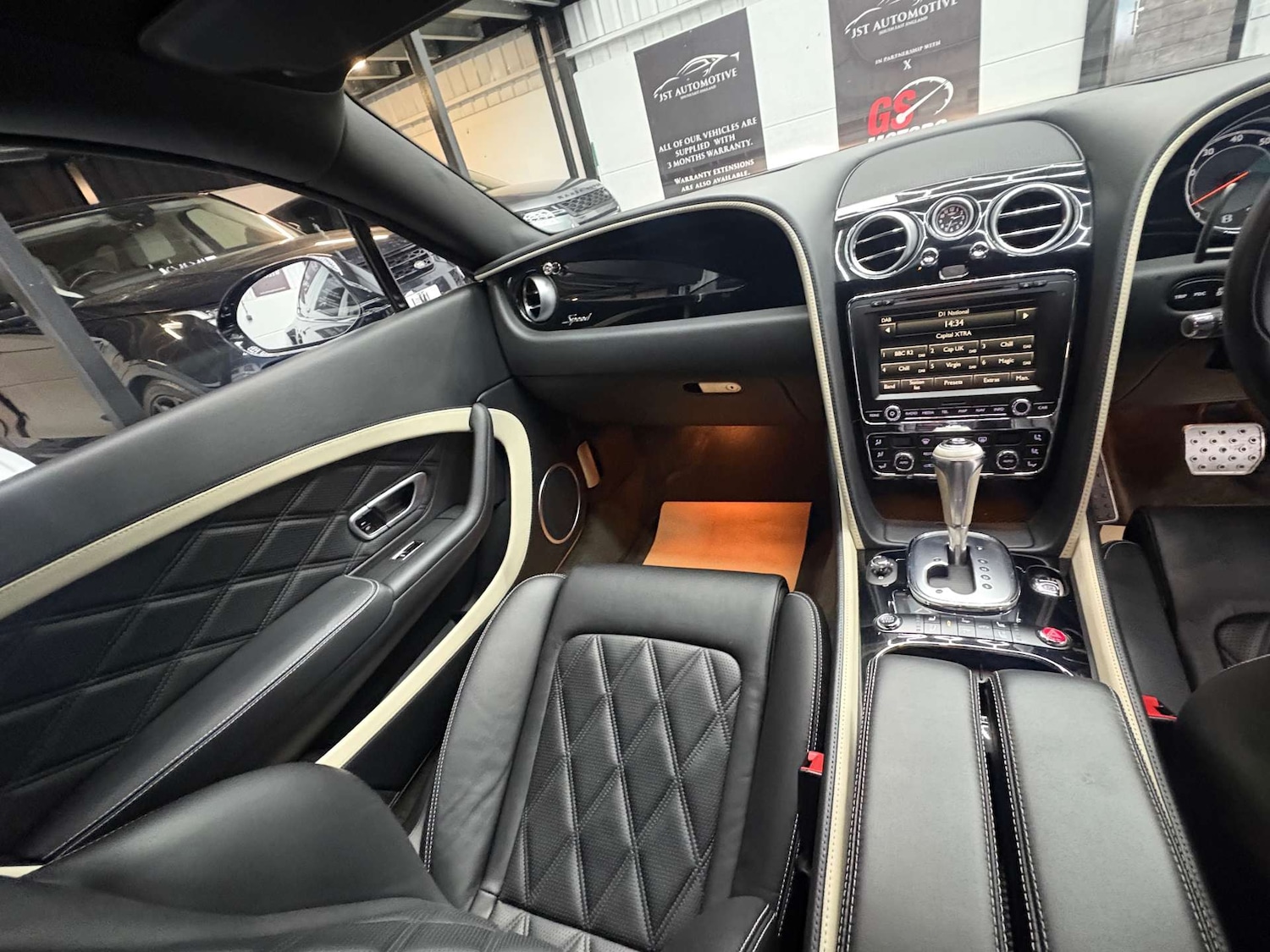 Used Bentley Continental 2014 for sale - 77200711: Photo 37