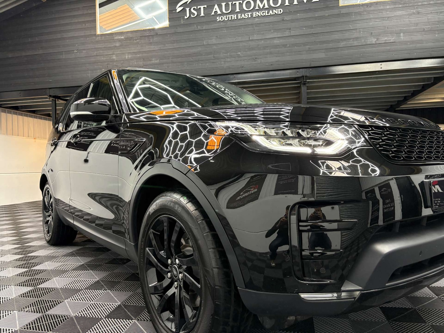 Used Land Rover Discovery 2017 for sale - 76404386: Photo 12