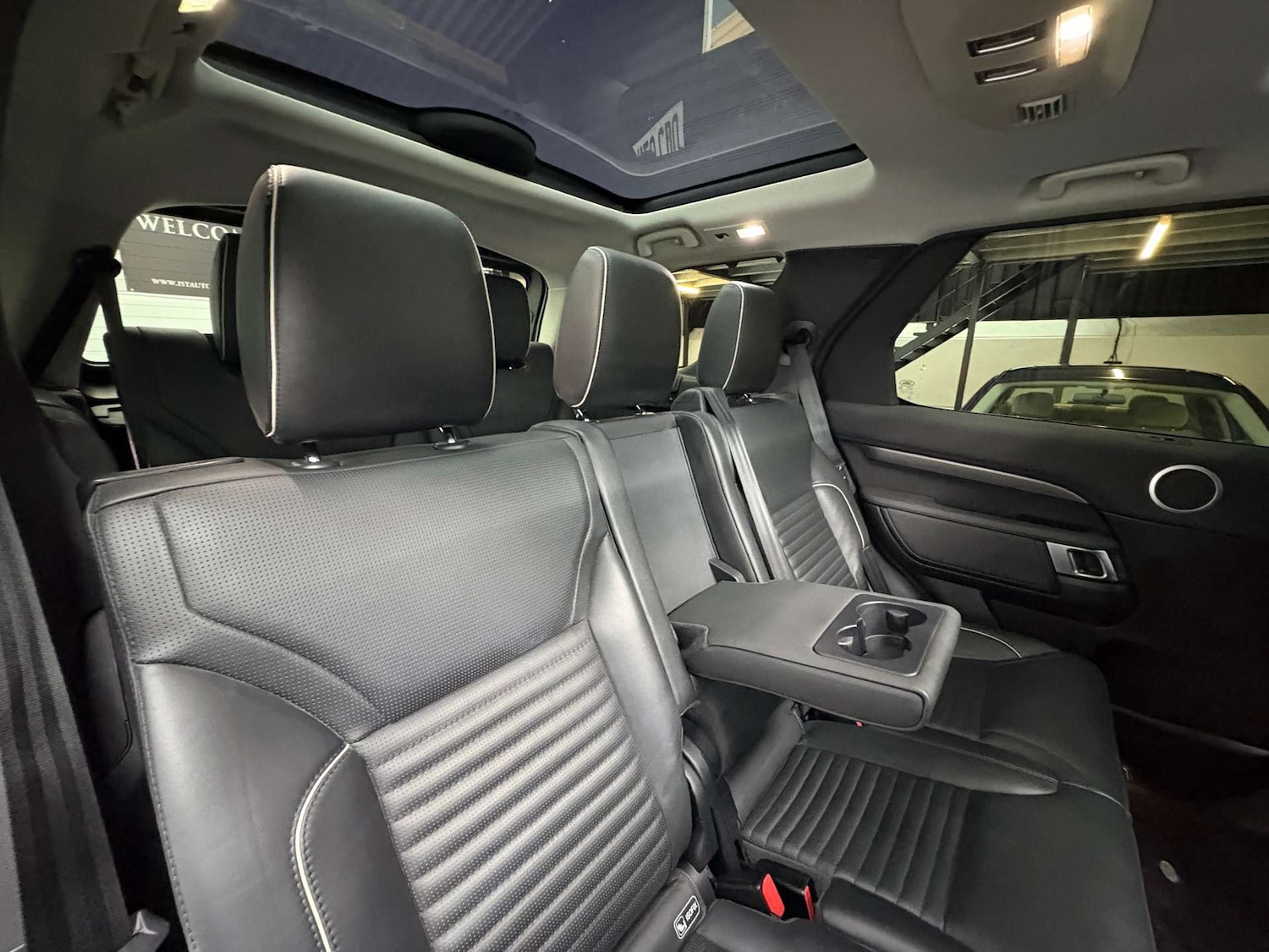 Used Land Rover Discovery 2017 for sale - 76404386: Photo 41