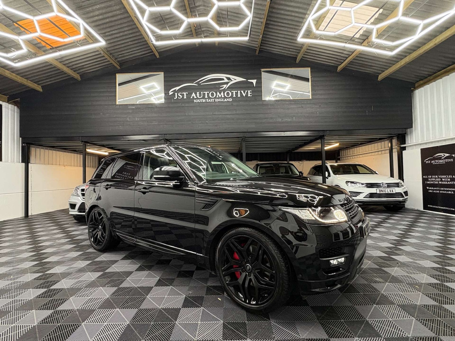 Used Land Rover Range Rover Sport 2017 for sale - 76829769: Photo 17