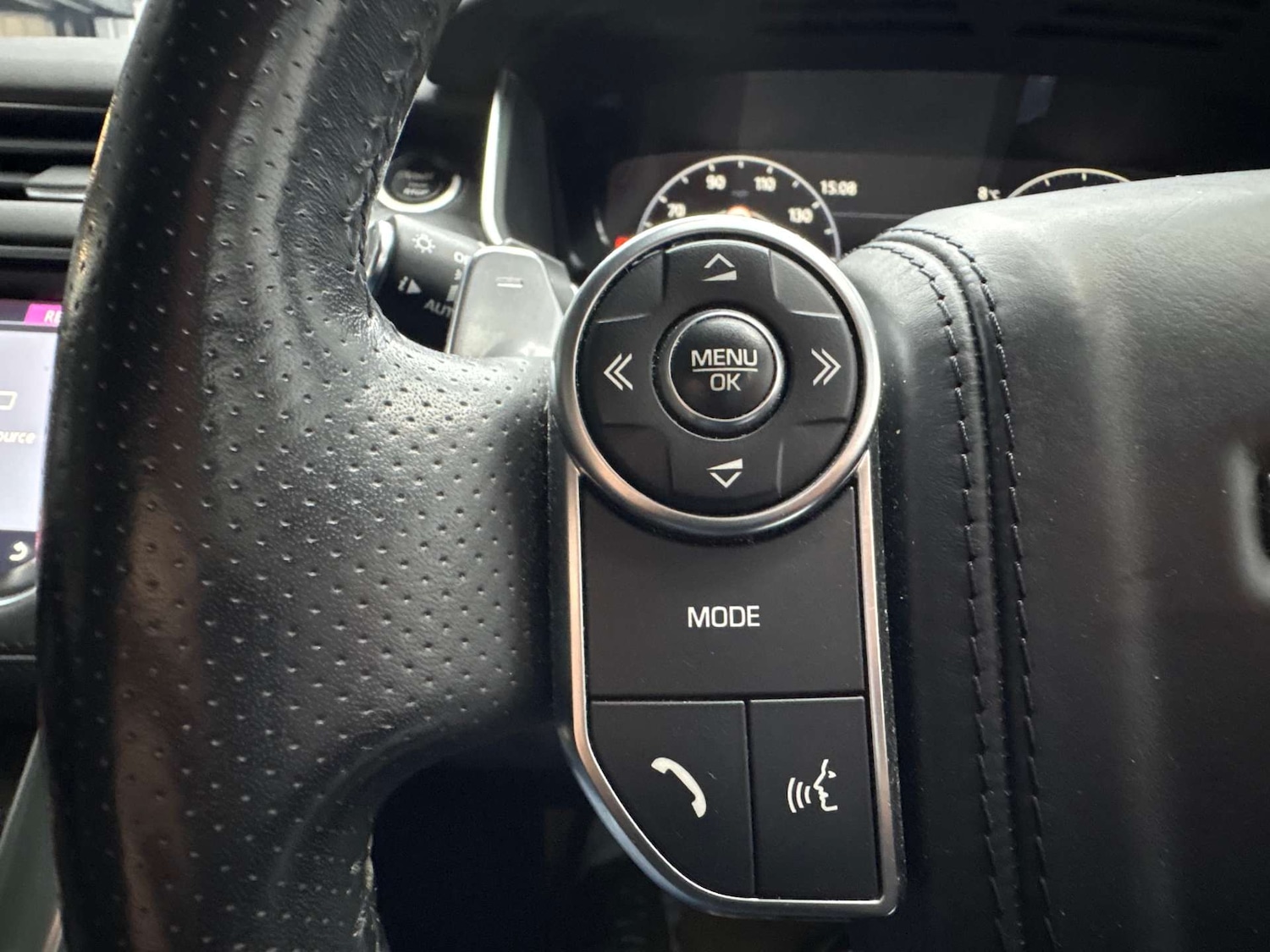 Used Land Rover Range Rover Sport 2017 for sale - 76829769: Photo 31