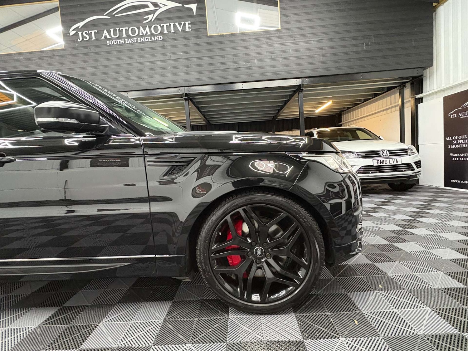 Used Land Rover Range Rover Sport 2017 for sale - 76829769: Photo 5