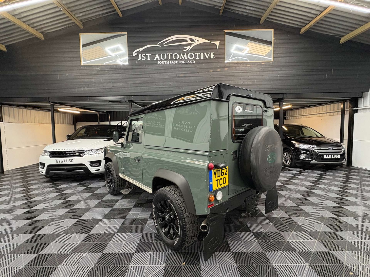 Used Land Rover Defender 2012 for sale - 77655665: Photo 11