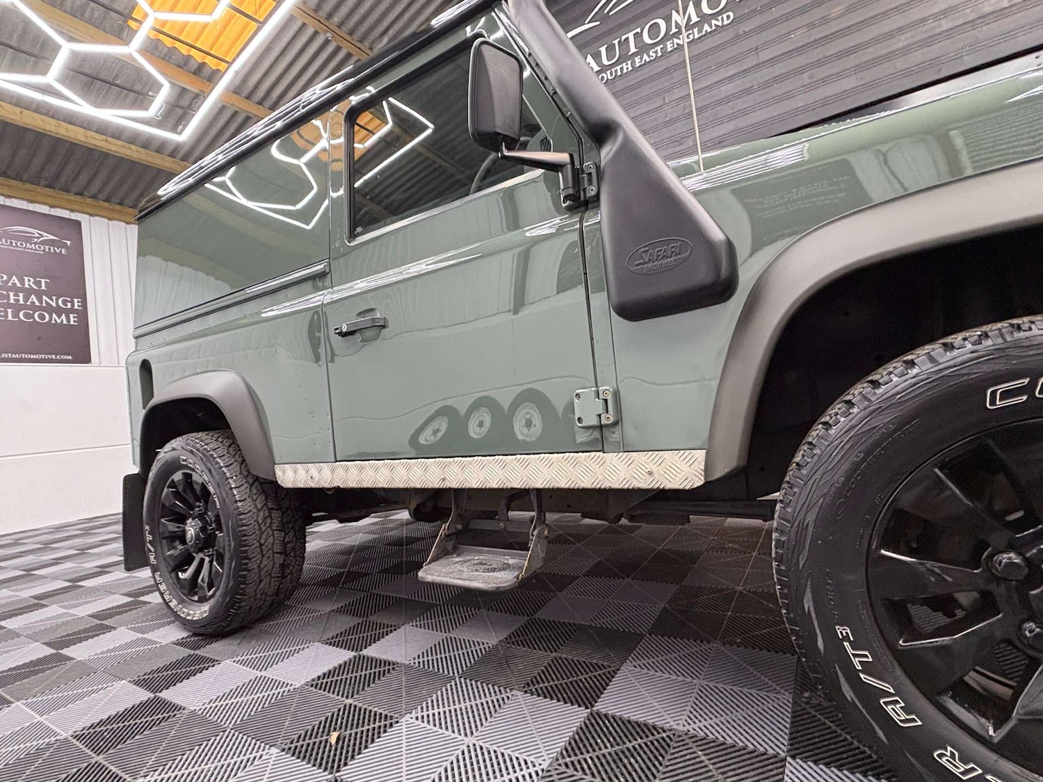 Used Land Rover Defender 2012 for sale - 77655665: Photo 9