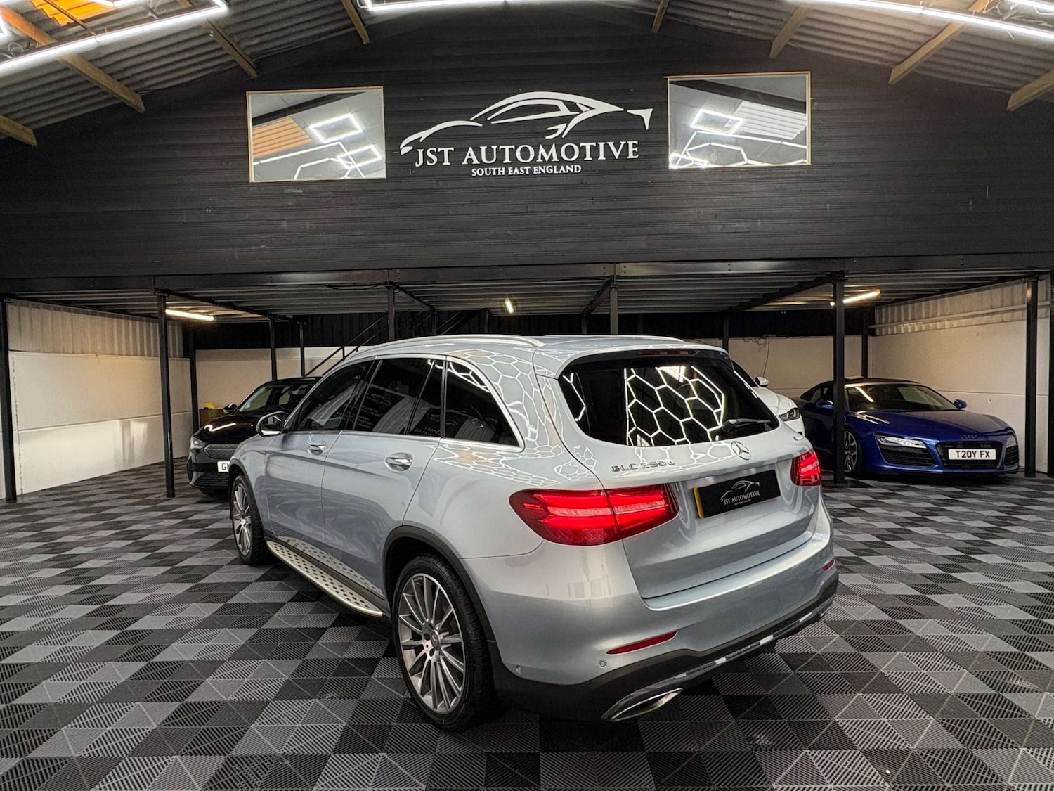 Used Mercedes-Benz GLC 2016 for sale - 76391880: Photo 11