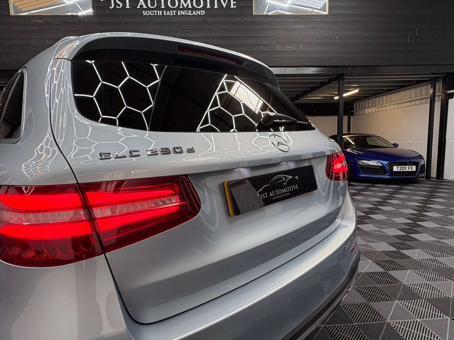 Used Mercedes-Benz GLC 2016 for sale - 76391880: Photo 15