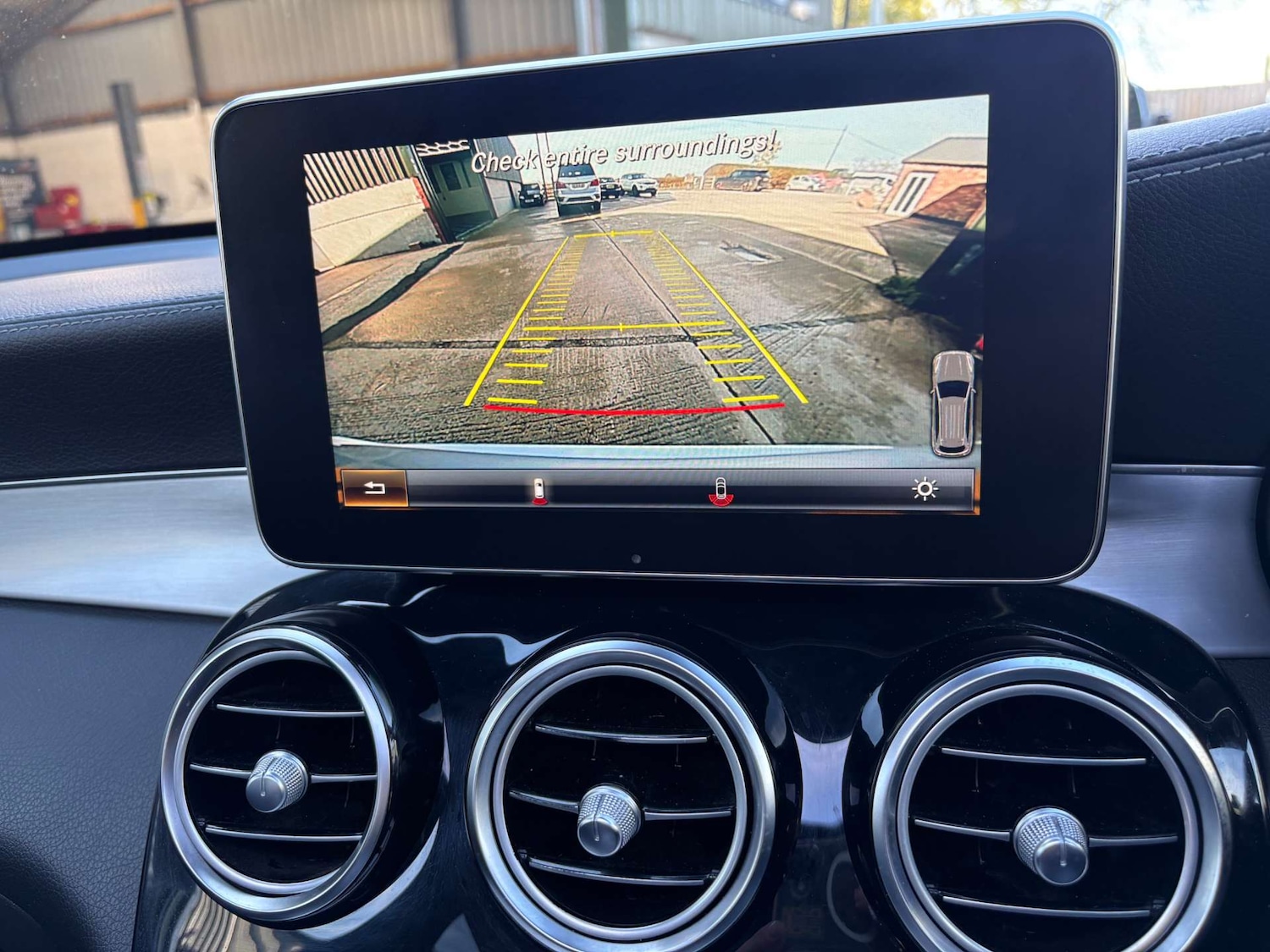 Used Mercedes-Benz GLC 2016 for sale - 76391880: Photo 25