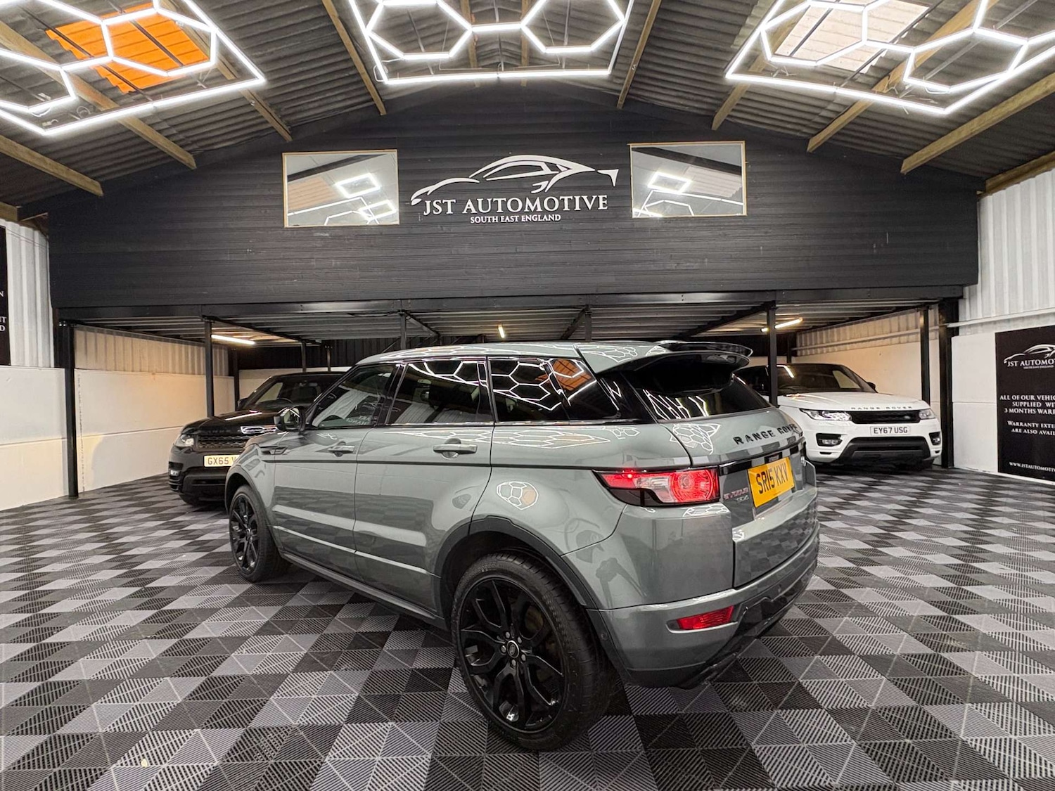 Used Land Rover Range Rover Evoque 2015 for sale - 76969179: Photo 16