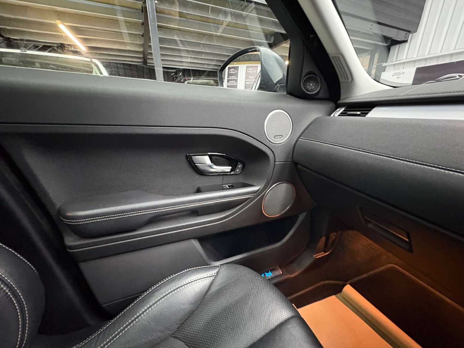 Used Land Rover Range Rover Evoque 2015 for sale - 76969179: Photo 28