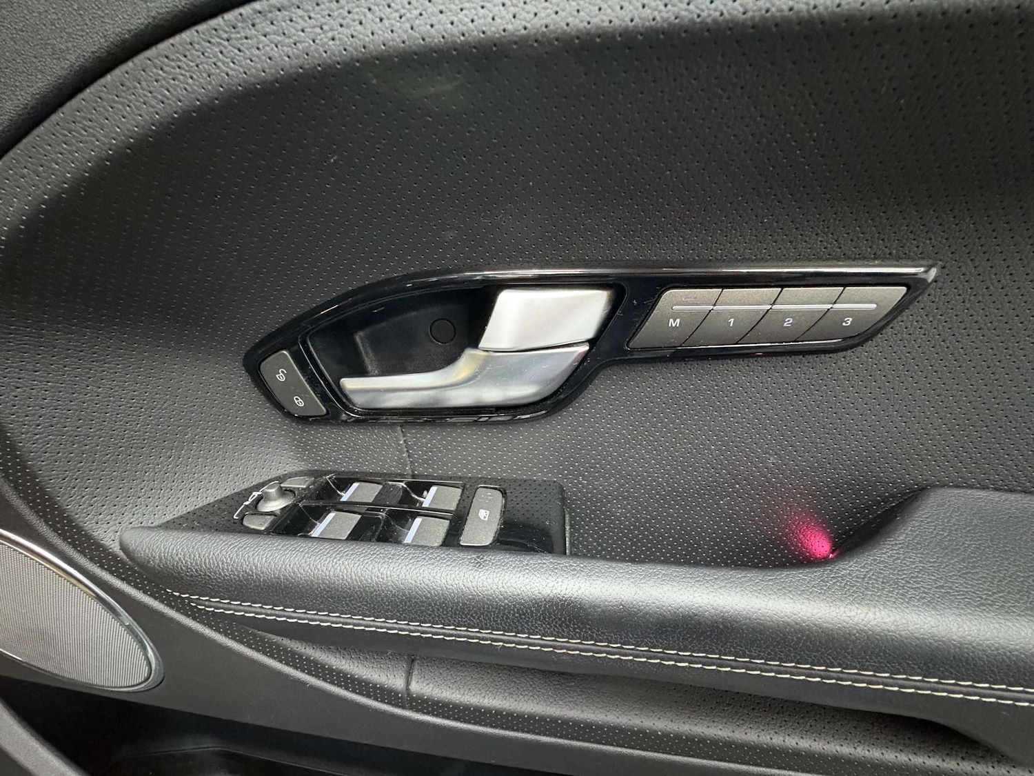 Used Land Rover Range Rover Evoque 2015 for sale - 76969179: Photo 36