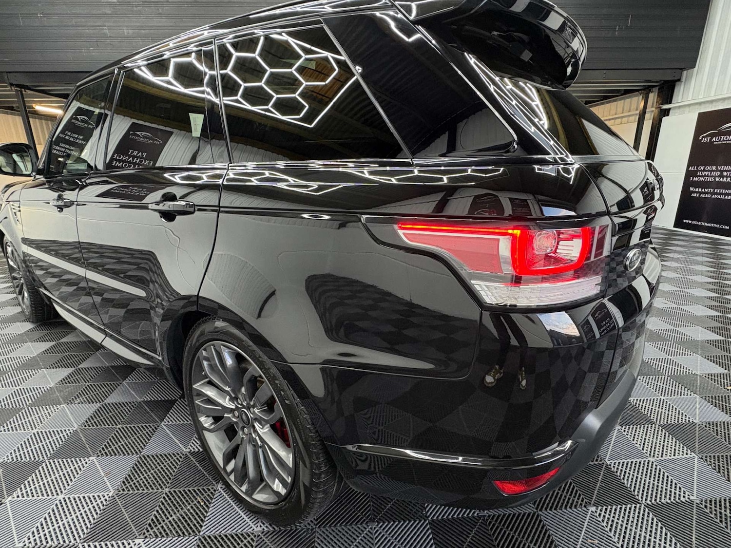 Used Land Rover Range Rover Sport 2017 for sale - 76961778: Photo 13