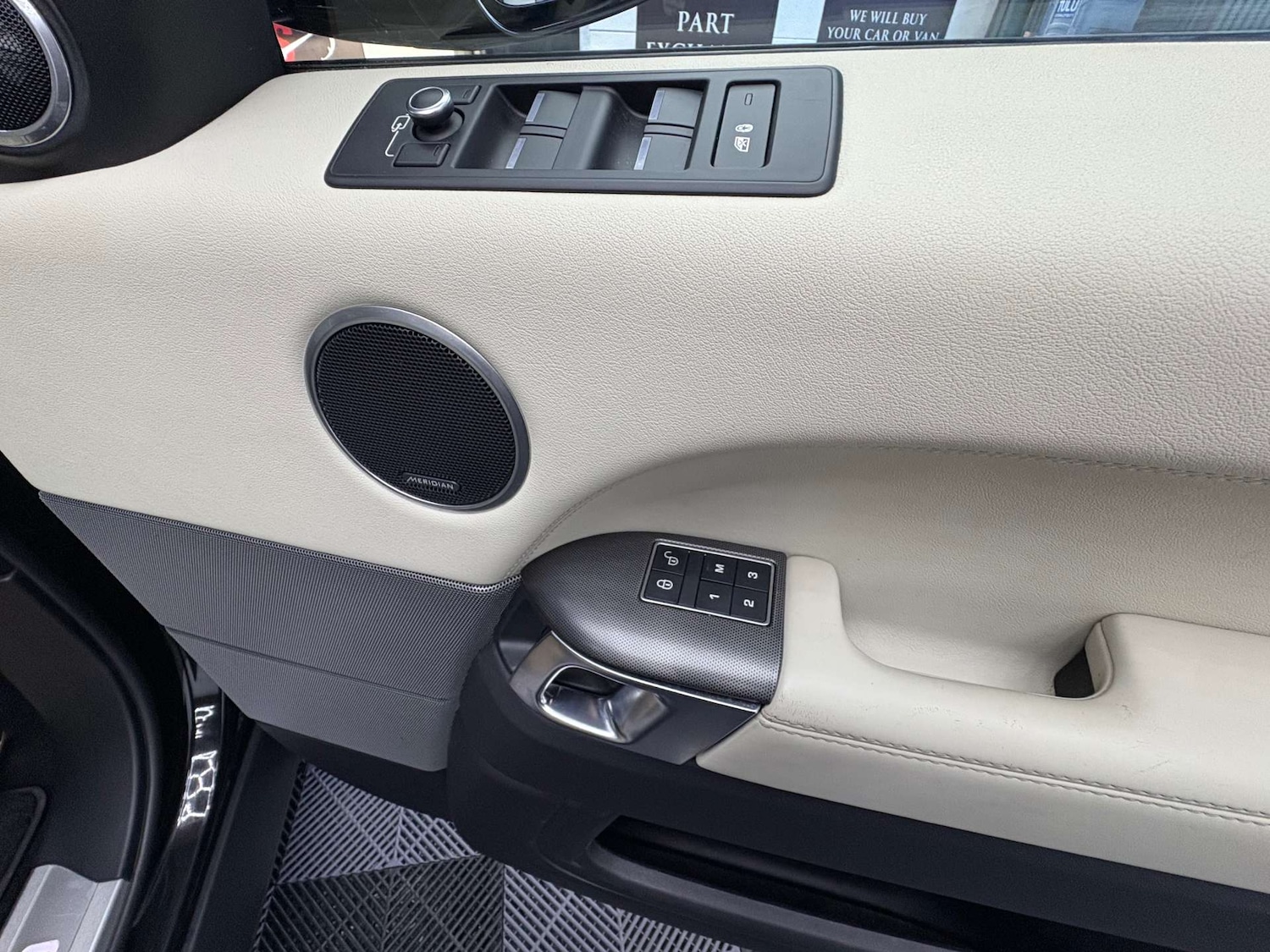 Used Land Rover Range Rover Sport 2017 for sale - 76961778: Photo 24