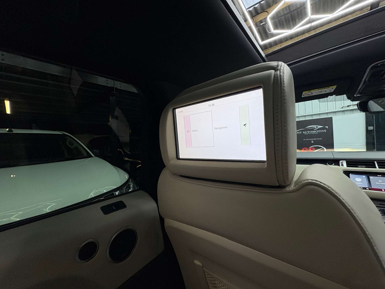 Used Land Rover Range Rover Sport 2017 for sale - 76961778: Photo 35