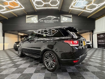 Used Land Rover Range Rover Sport 2017 for sale - 76961778: Photo