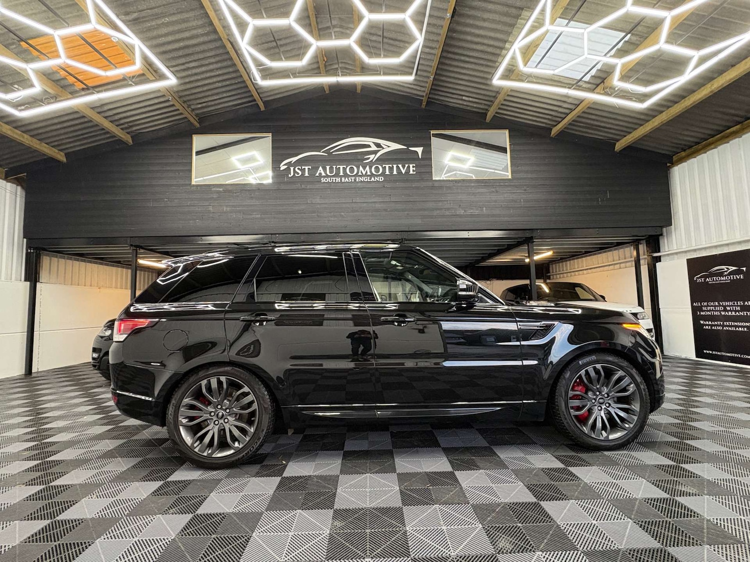 Used Land Rover Range Rover Sport 2017 for sale - 76961778: Photo 7