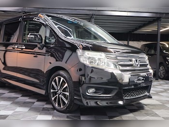 Used Honda Stepwagon 2013 for sale - 79167219: Photo