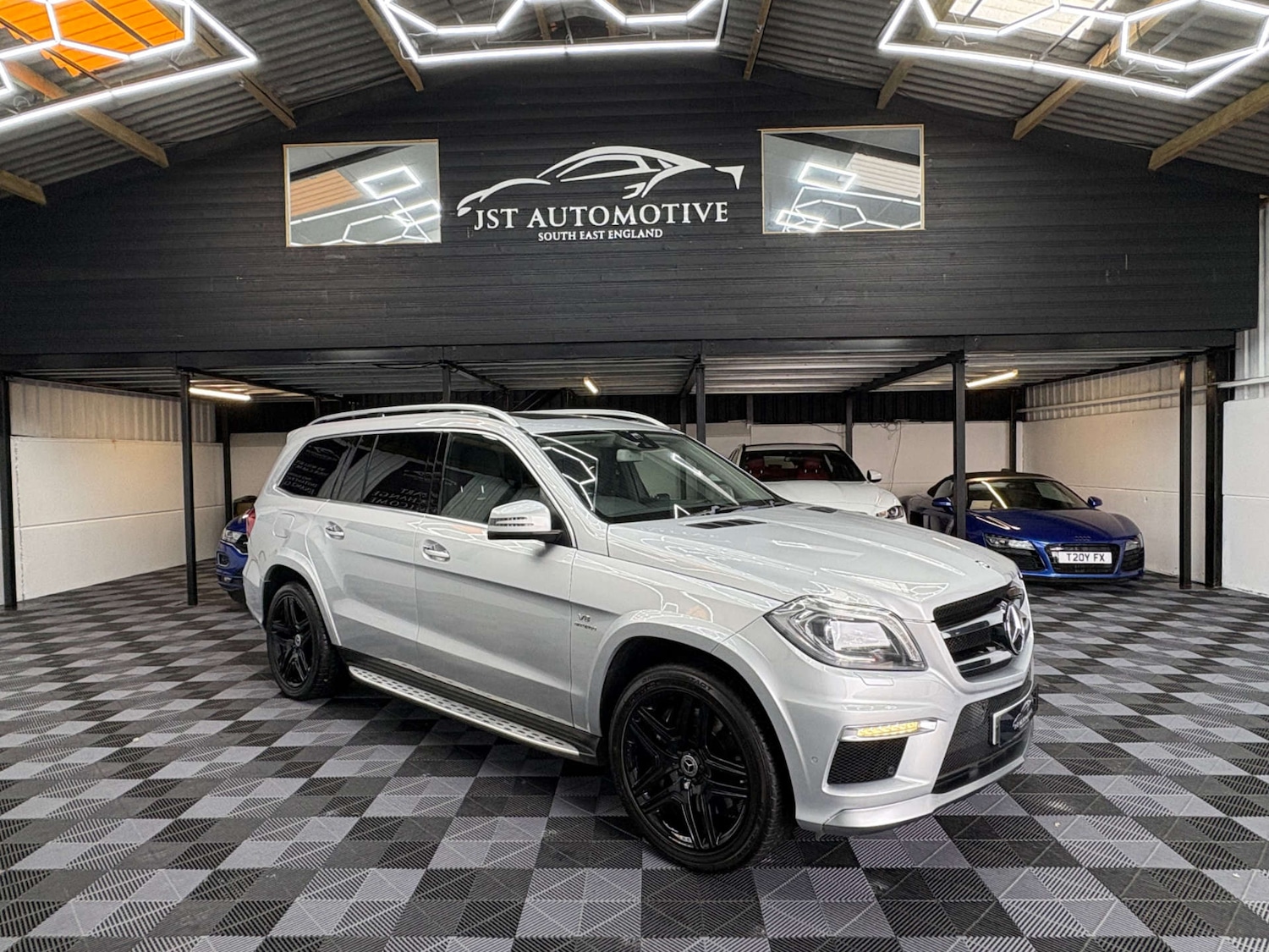 Used Mercedes-Benz GL Class 2014 for sale - 77168098: Photo 6