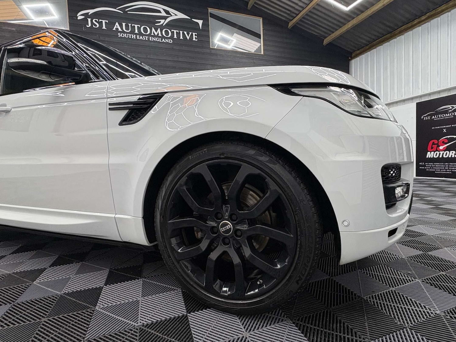 Used Land Rover Range Rover Sport 2017 for sale - 77392216: Photo 7
