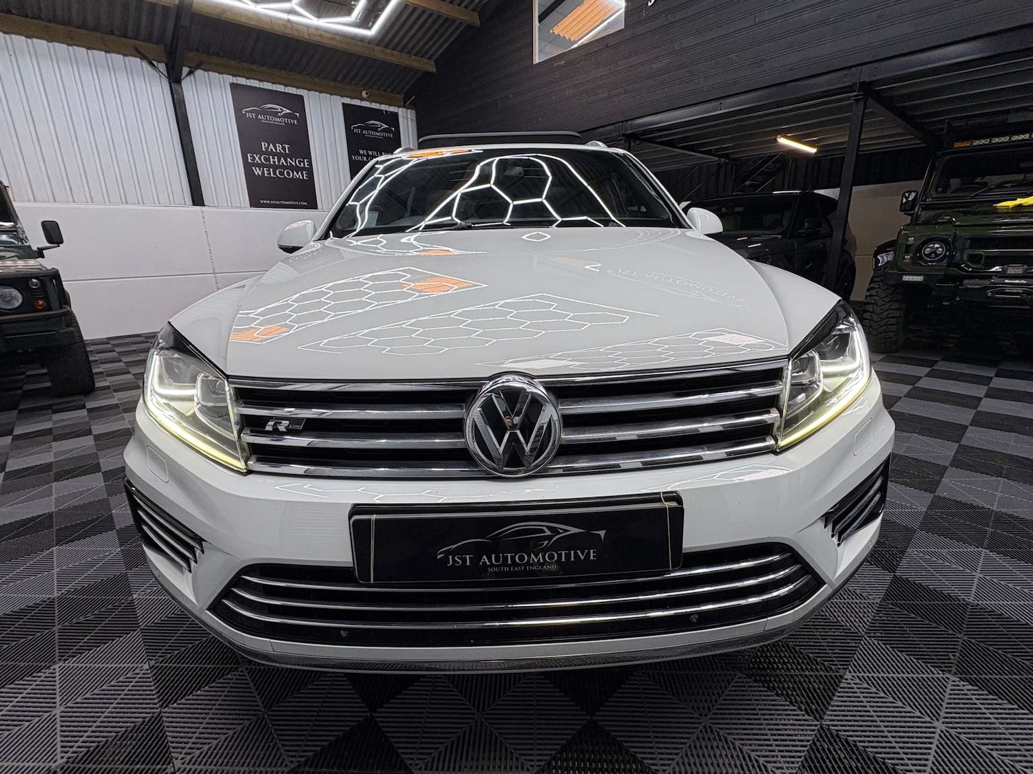 Used Volkswagen Touareg 2016 for sale - 77688253: Photo 6