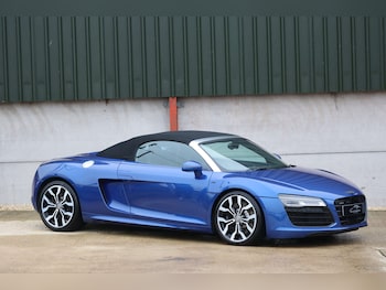 2010 - 5.2 FSI Quattro 2dr R Tronic