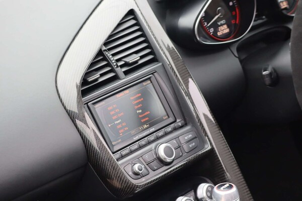 Used Audi R8 2010 for sale - 76304384: Photo 33