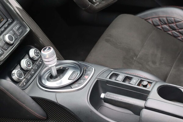 Used Audi R8 2010 for sale - 76304384: Photo 38