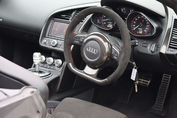 Used Audi R8 2010 for sale - 76304384: Photo 39