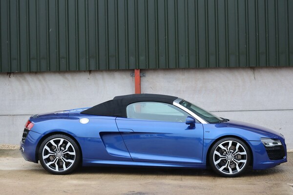 Used Audi R8 2010 for sale - 76304384: Photo 8