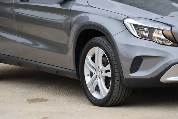 Used Mercedes-Benz GLA 2015 for sale - 76304380: Photo 4