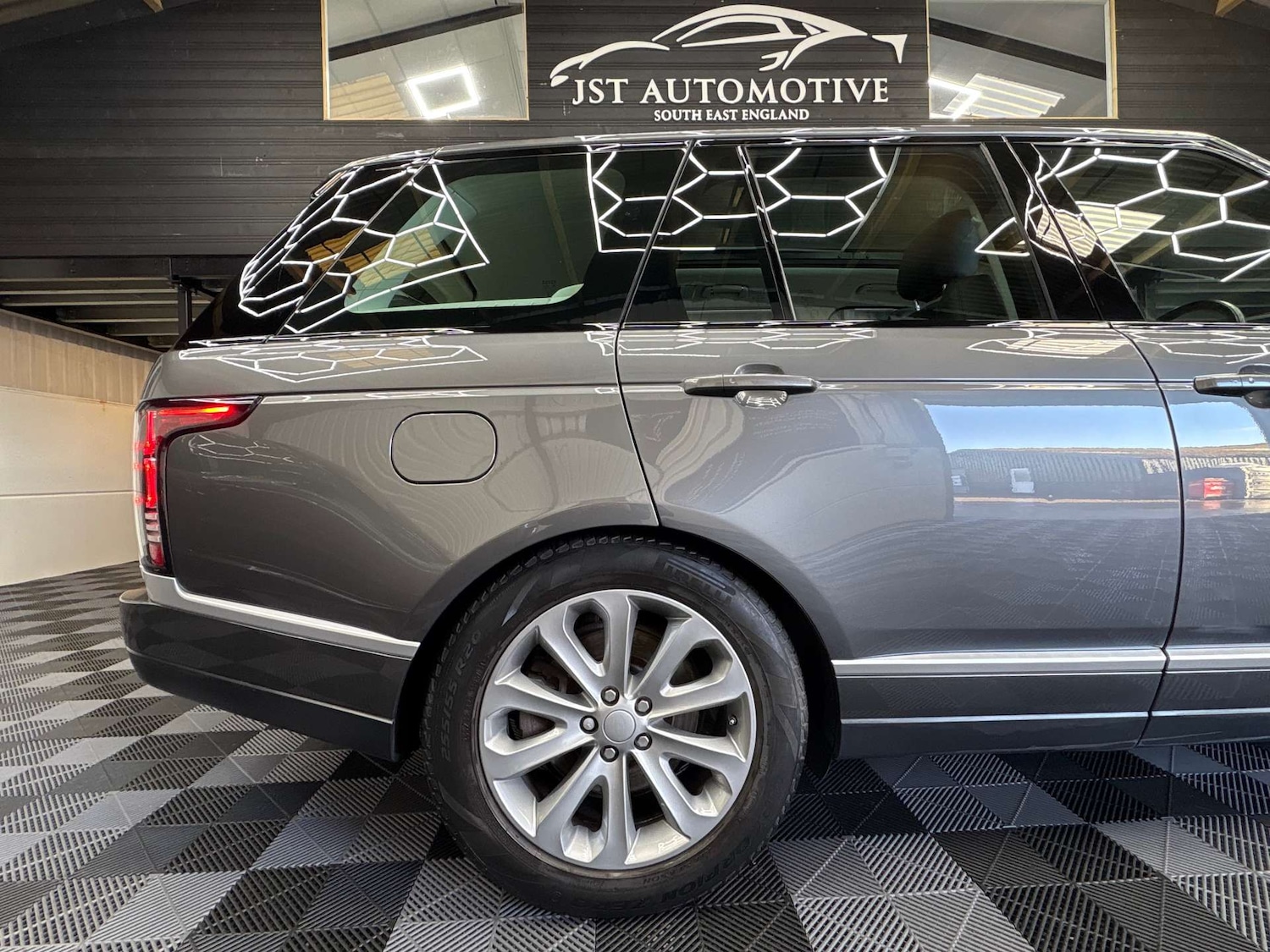 Used Land Rover Range Rover 2017 for sale - 77224786: Photo 15