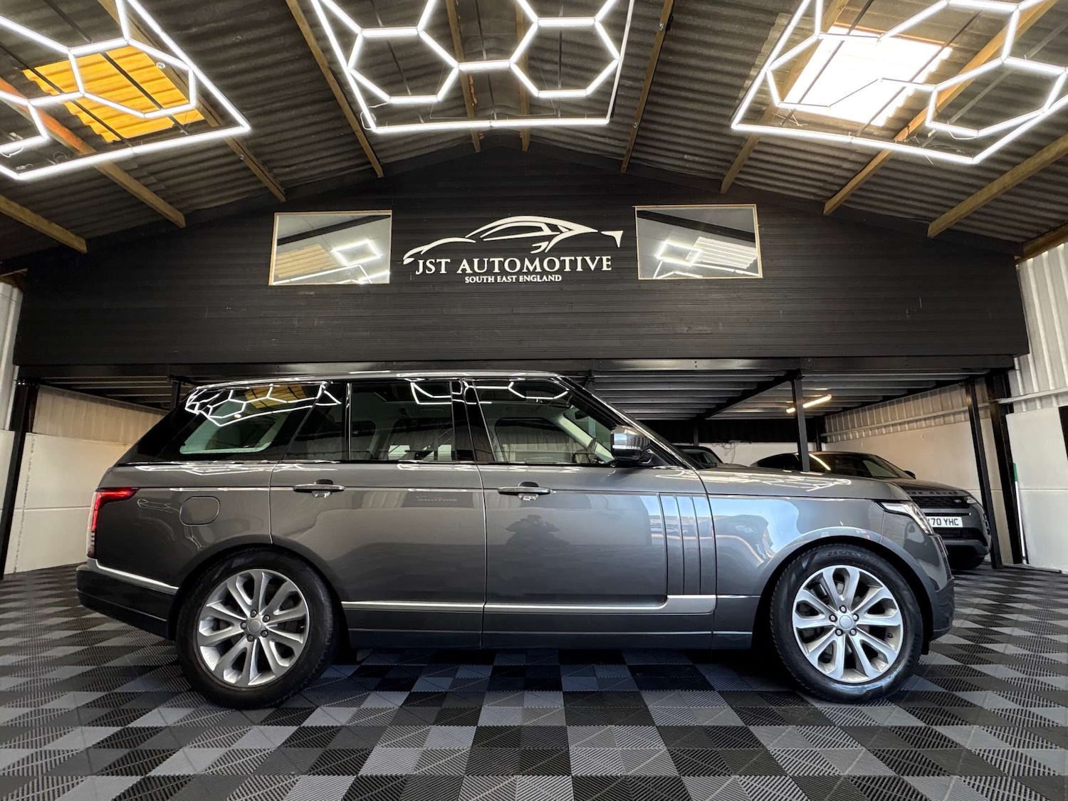 Used Land Rover Range Rover 2017 for sale - 77224786: Photo 3