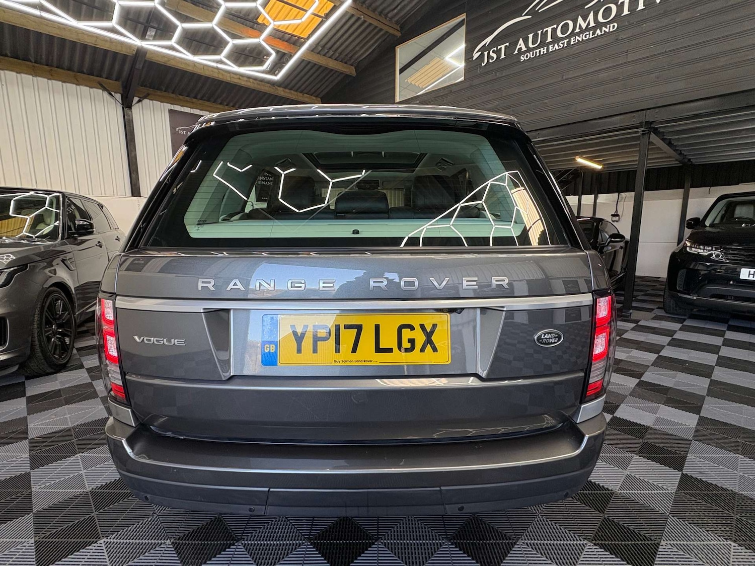 Used Land Rover Range Rover 2017 for sale - 77224786: Photo 9