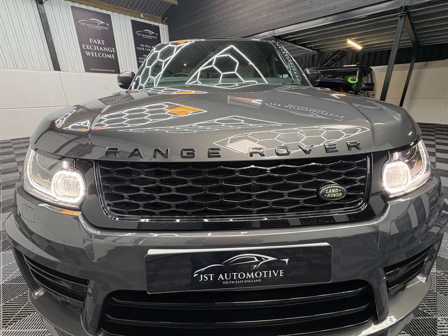 Used Land Rover Range Rover Sport 2016 for sale - 77581121: Photo 11