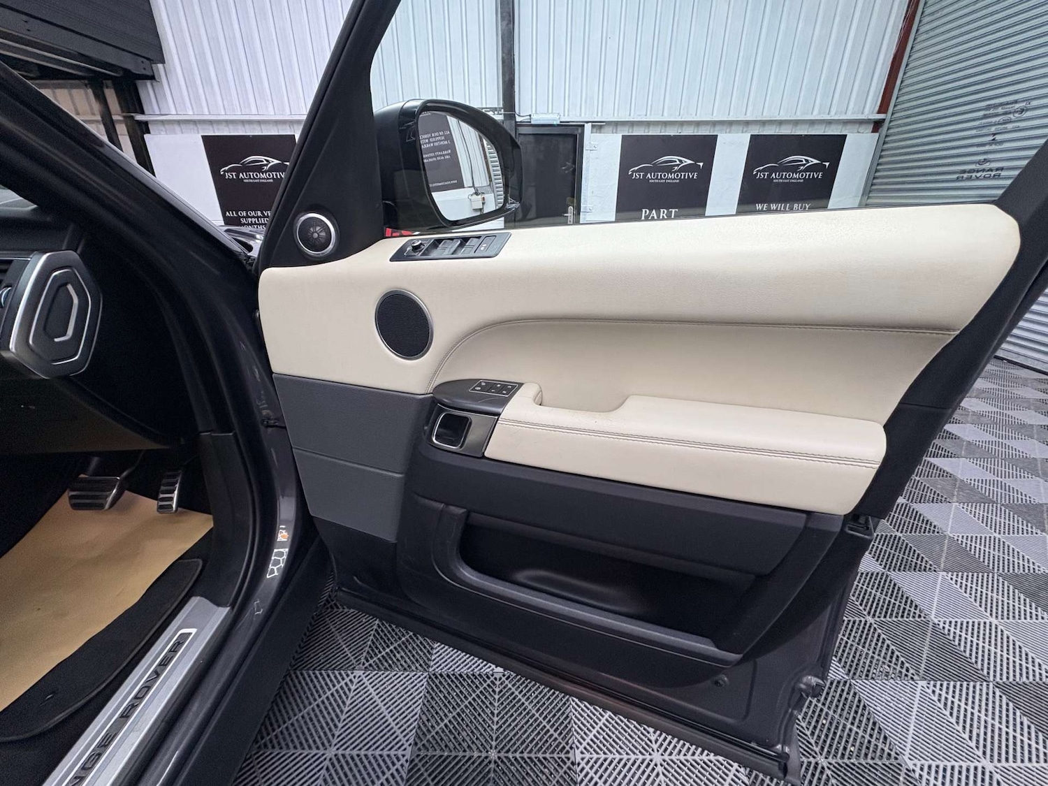 Used Land Rover Range Rover Sport 2016 for sale - 77581121: Photo 22