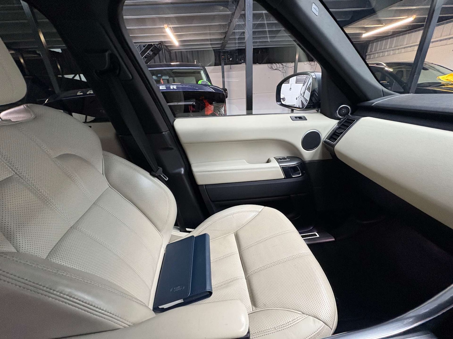 Used Land Rover Range Rover Sport 2016 for sale - 77581121: Photo 24