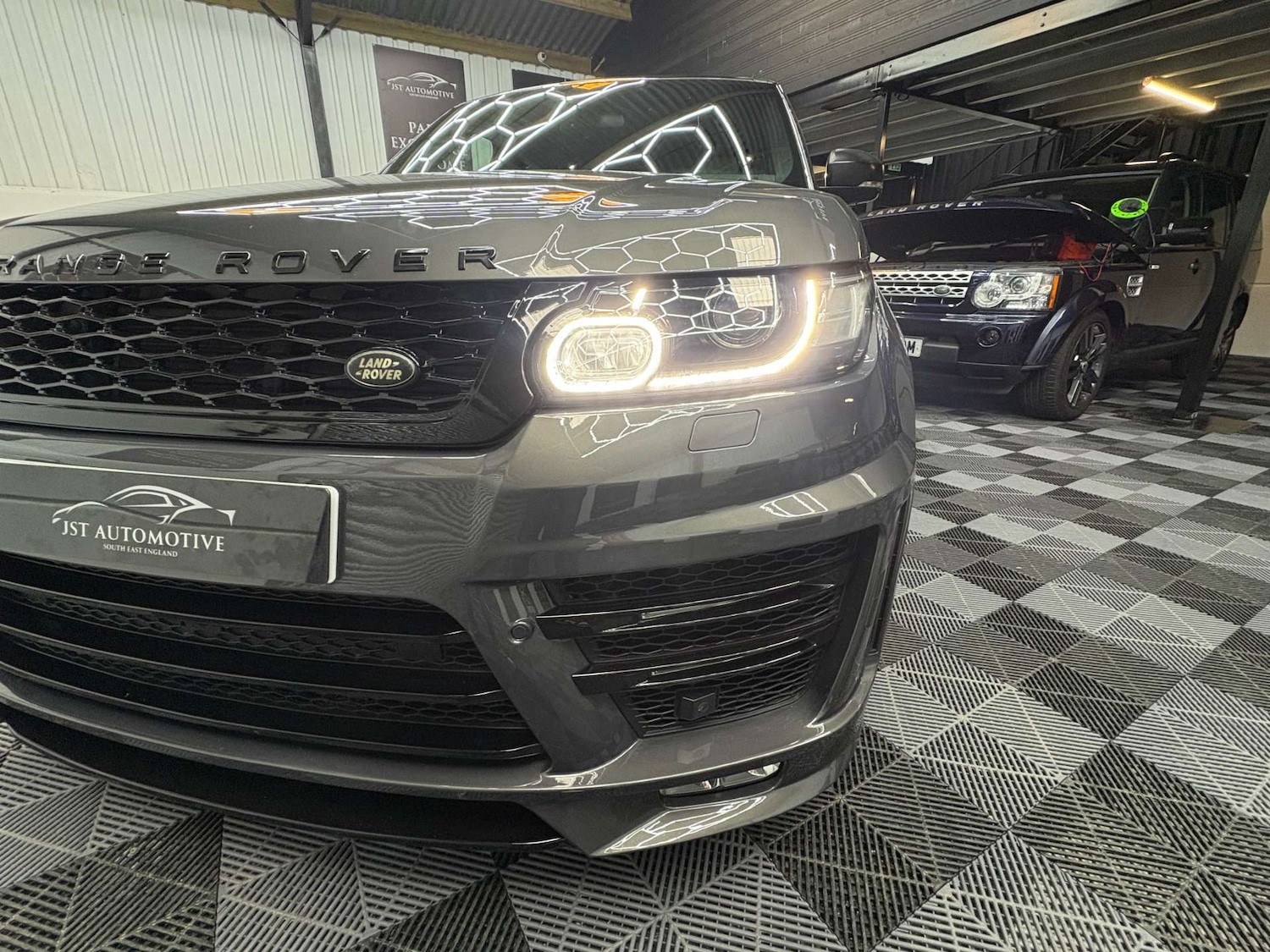 Used Land Rover Range Rover Sport 2016 for sale - 77581121: Photo 9