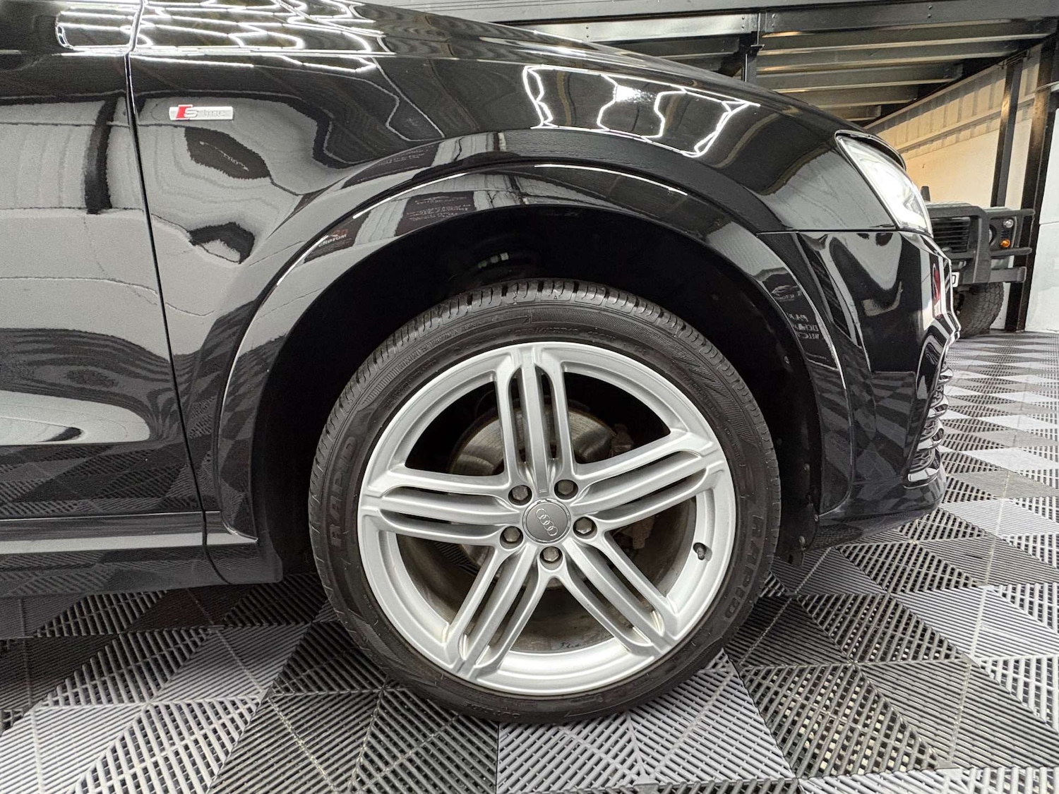 Used Audi Q3 2016 for sale - 77850590: Photo 13