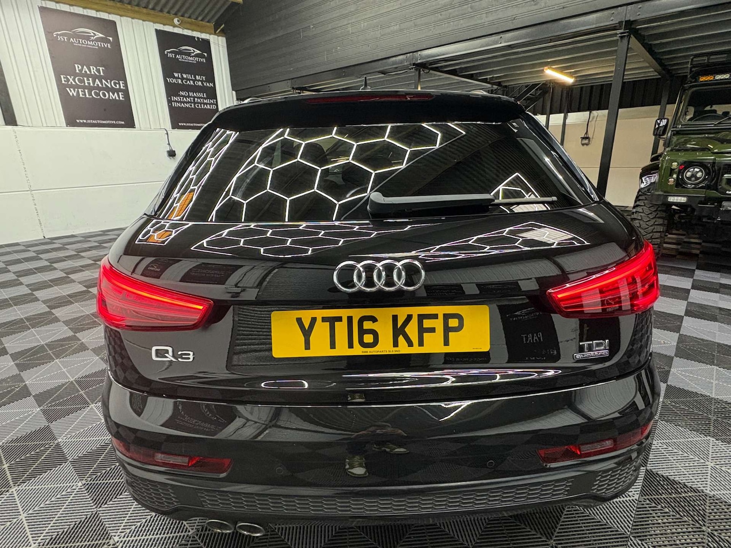 Used Audi Q3 2016 for sale - 77850590: Photo 16