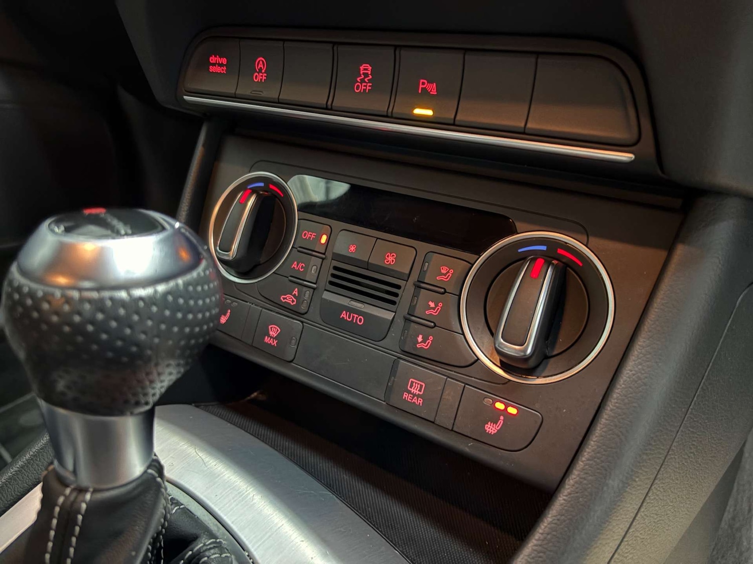 Used Audi Q3 2016 for sale - 77850590: Photo 19