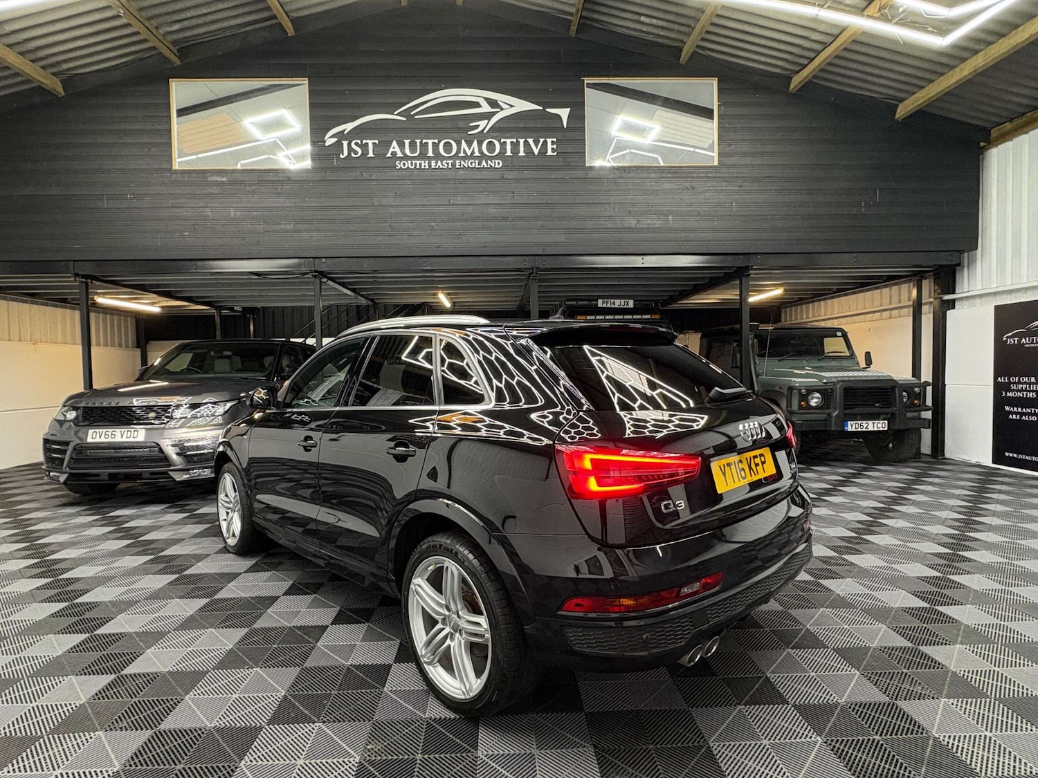 Used Audi Q3 2016 for sale - 77850590: Photo 3