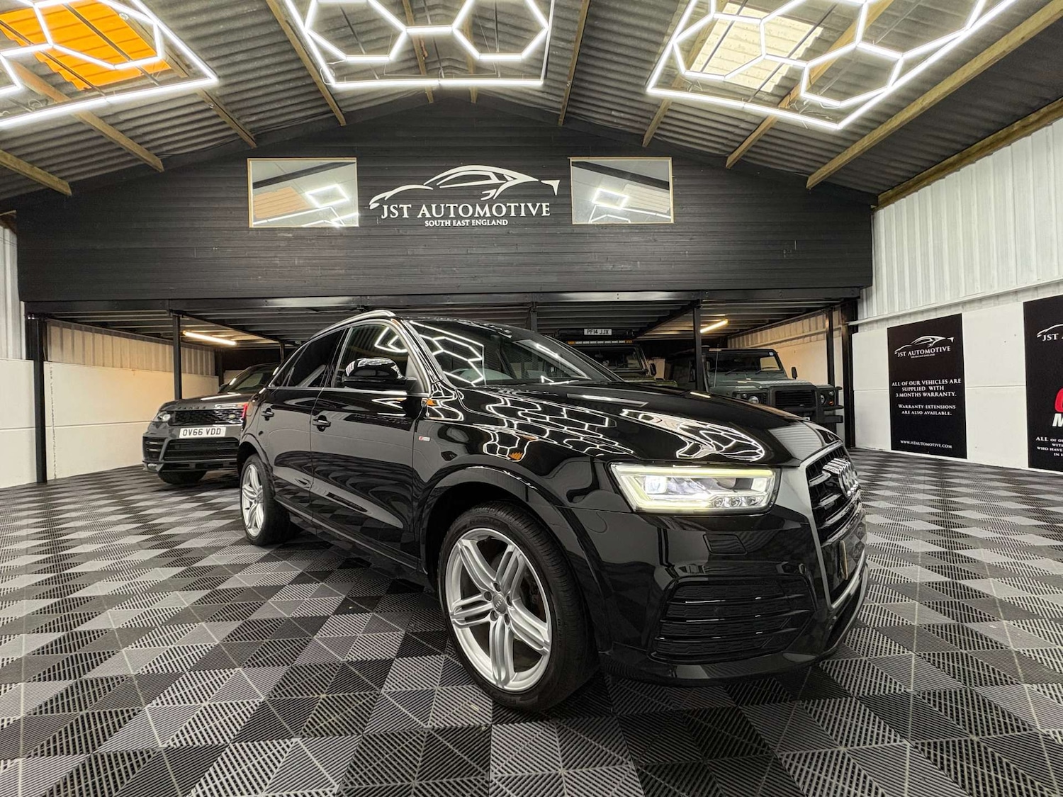 Used Audi Q3 2016 for sale - 77850590: Photo 8