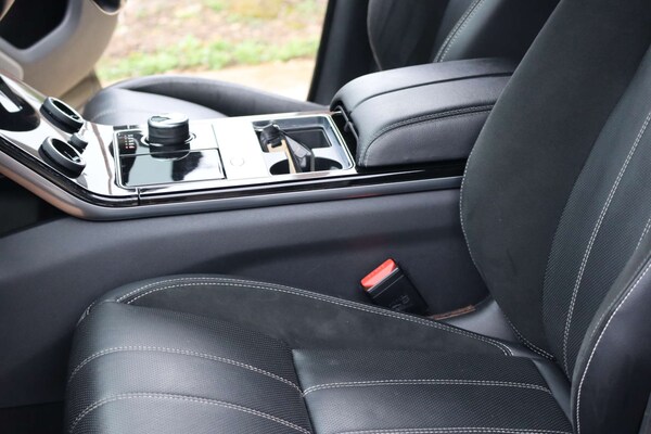 Used Land Rover Range Rover Velar 2018 for sale - 76304388: Photo 26