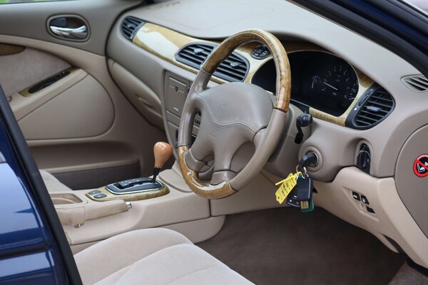 Used Jaguar S-Type 1999 for sale - 76304398: Photo 21